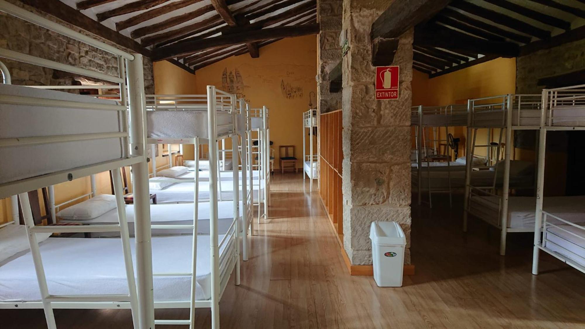 Albergue Sansol - El Oasis Del Camino Frances - Exclusivo Para Peregrinos Kültér fotó
